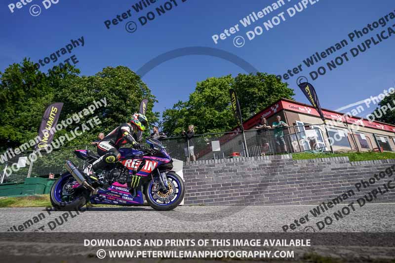 cadwell no limits trackday;cadwell park;cadwell park photographs;cadwell trackday photographs;enduro digital images;event digital images;eventdigitalimages;no limits trackdays;peter wileman photography;racing digital images;trackday digital images;trackday photos